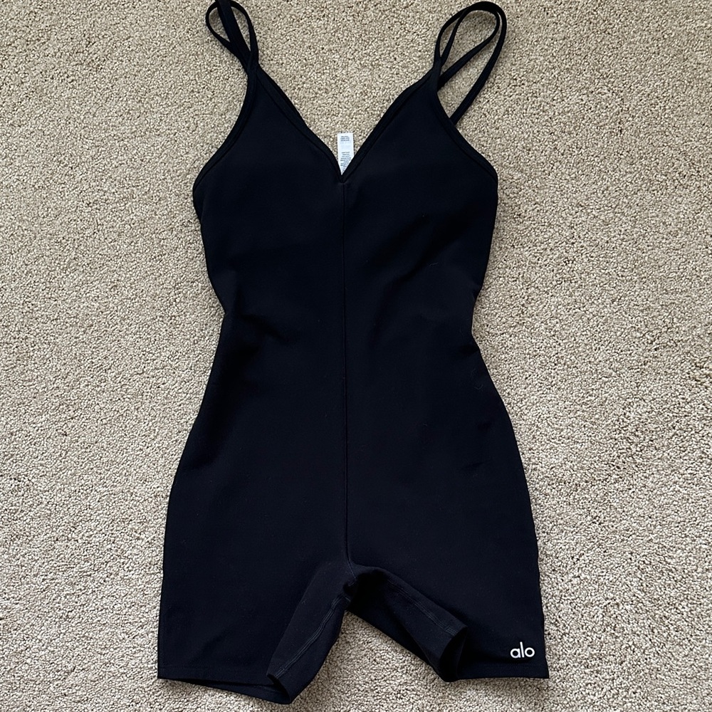alo Onesie